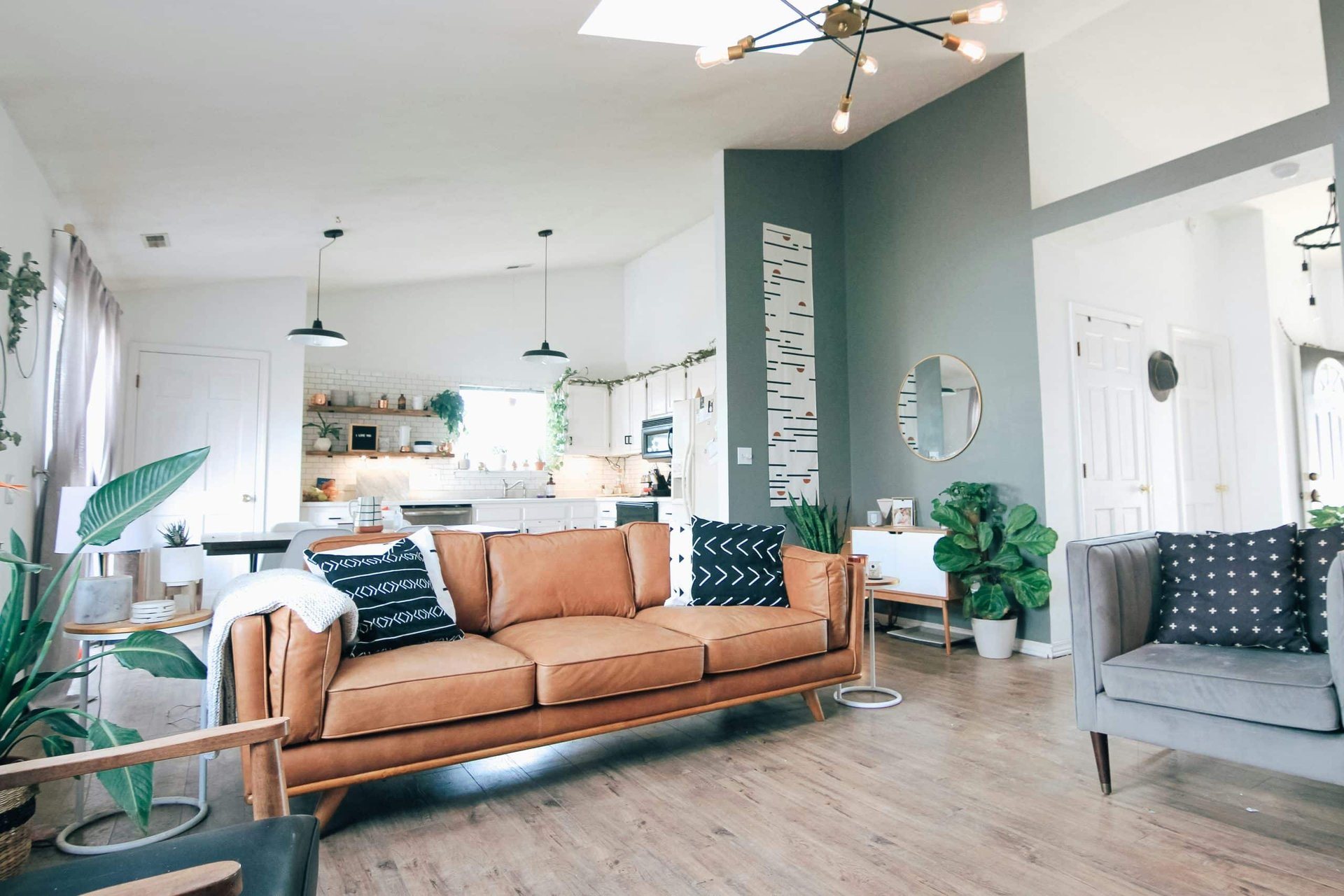 How to design a functional yet stylish entryway? - Campostellae